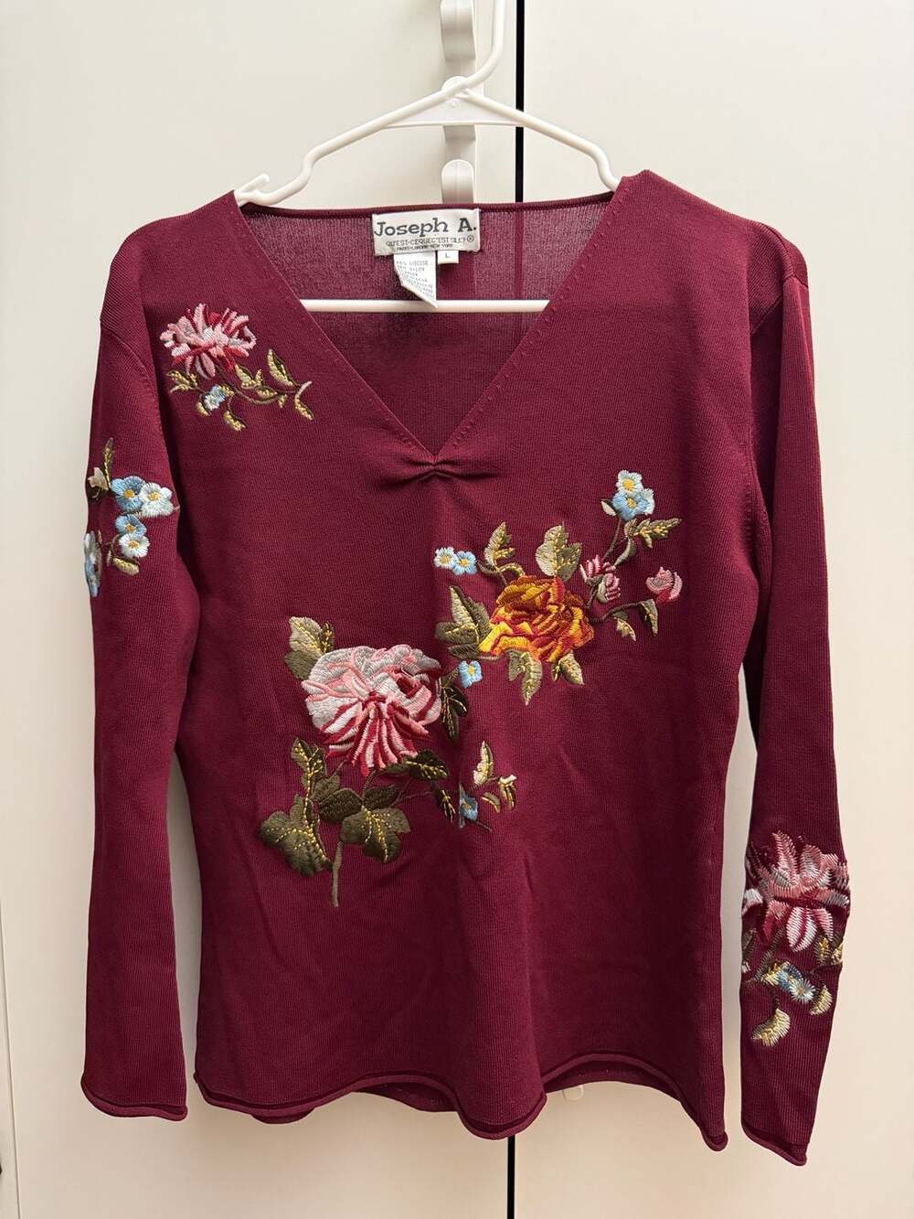 Joseph A. Floral Embroidered V-Neck